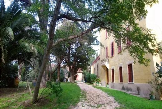 Maison de luxe à Perpignan, Pyrénées-Orientales