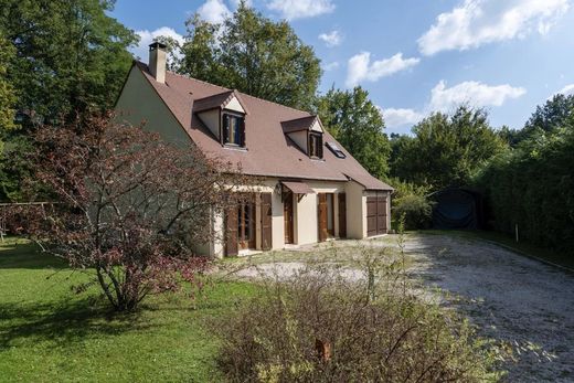 Casa di lusso a Noisy-sur-École, Seine-et-Marne