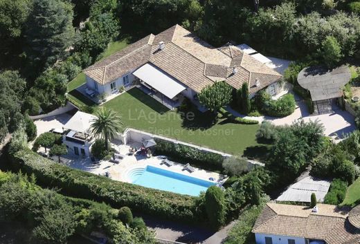 Villa Saint-Tropez
, Var