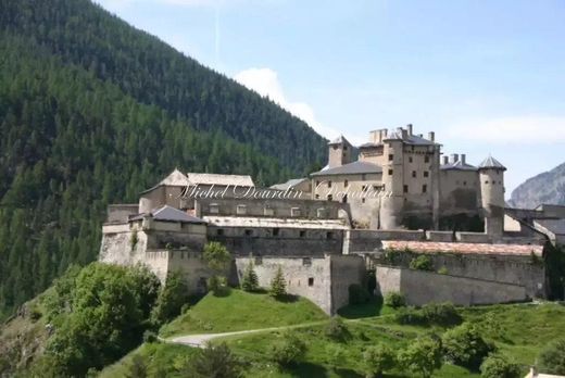 Zamek w Saint-Véran, Hautes-Alpes