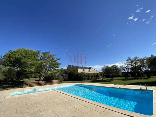 Luxury home in Cucuron, Vaucluse