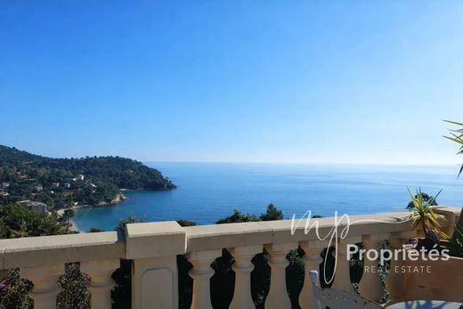 Casa di lusso a Rayol-Canadel-sur-Mer, Var