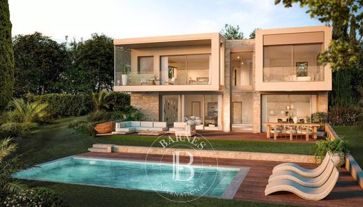 Luxus-Haus in Mougins, Alpes-Maritimes