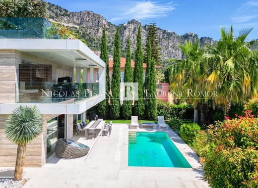 Apartment / Etagenwohnung in Beaulieu-sur-Mer, Alpes-Maritimes