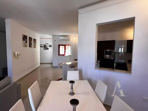 Piso / Apartamento en Naxxar, In-Naxxar