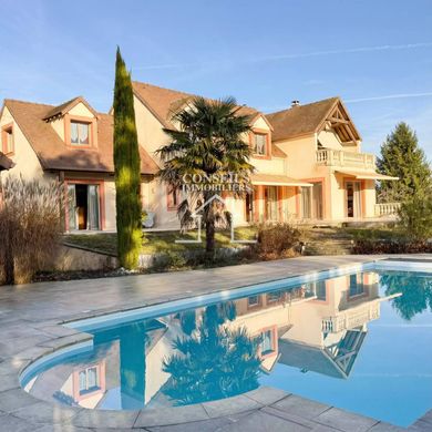 Maison de luxe à Saint-Julien-du-Sault, Yonne