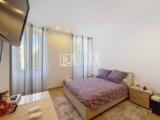Casa di lusso a Vallauris, Alpi Marittime