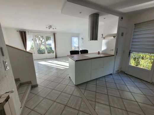 منزل ﻓﻲ Grasse, Alpes-Maritimes