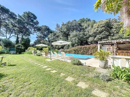 Villa a Antibes, Alpi Marittime
