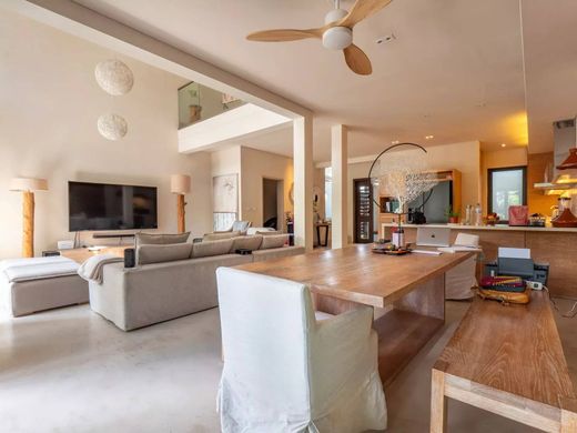 Duplex w Grande Rivière Noire, Black River District