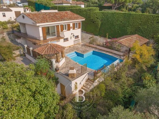 빌라 / Le Cannet, Alpes-Maritimes