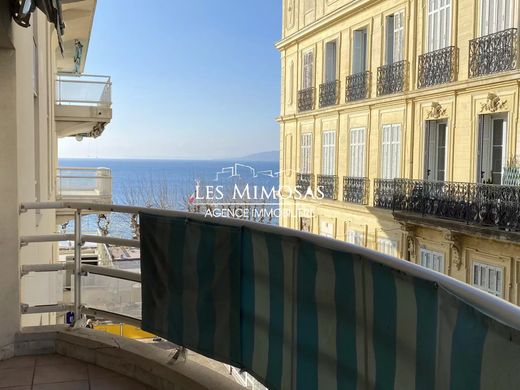 Piso / Apartamento en Saint-Raphaël, Var