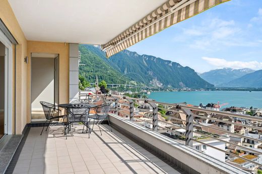 Daire Montreux, Riviera-Pays-d'Enhaut District
