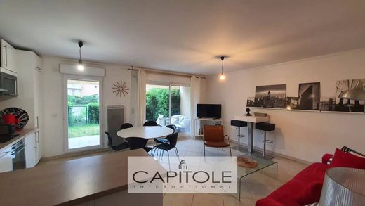 아파트 / Juan-les-Pins, Alpes-Maritimes