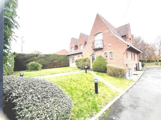 Luksusowy dom w Bauvin, North