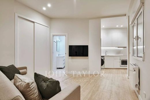 Apartment / Etagenwohnung in Madrid, Provinz Madrid