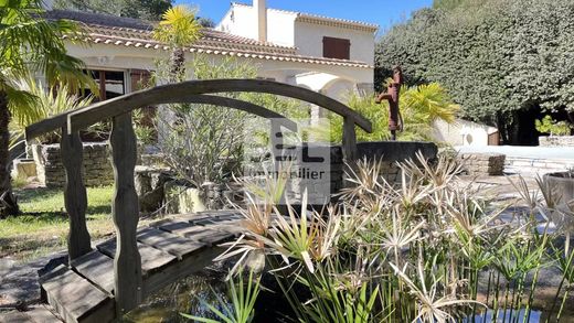 Casa di lusso a Pernes-les-Fontaines, Vaucluse