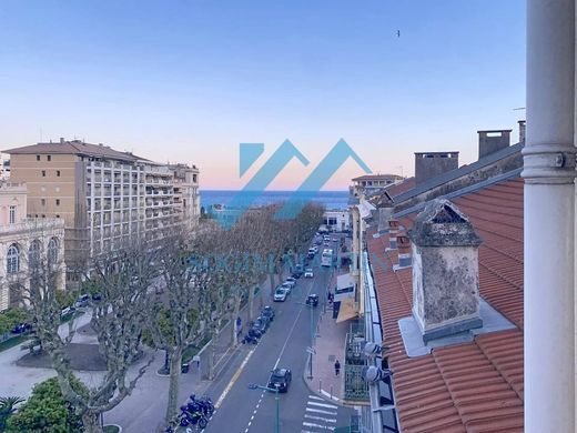 Apartment in Menton, Alpes-Maritimes