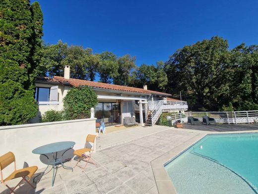 Luxus-Haus in Auch, Gers