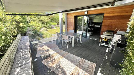 Apartment in Annecy-le-Vieux, Haute-Savoie