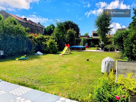 Luksusowy dom w Croix, North