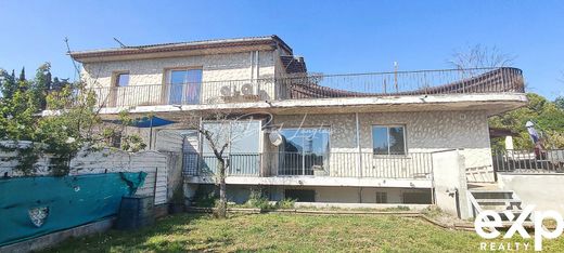 호화 저택 / 무장, Alpes-Maritimes