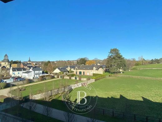 Apartment / Etagenwohnung in Touques, Calvados
