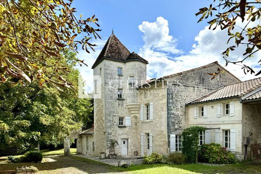 호화 저택 / Saint-Michel-l'Écluse-et-Léparon, Dordogne