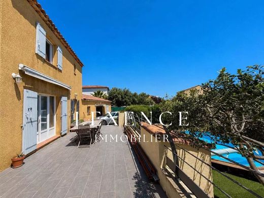 Luxury home in La Fare-les-Oliviers, Bouches-du-Rhône