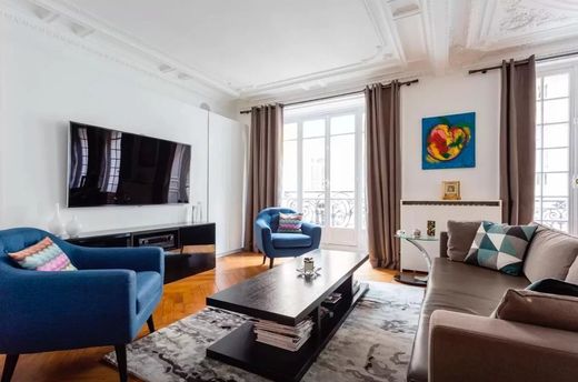 Apartment / Etagenwohnung in Monceau, Courcelles, Ternes, Paris