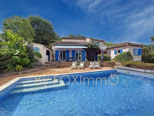 Villa in Les Adrets-de-l'Estérel, Var