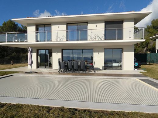 Luxury home in Grasse, Alpes-Maritimes