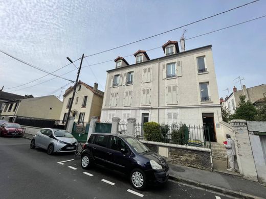 Edificio en Villeneuve-Saint-Georges, Valle de Marne