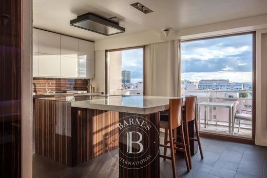 Apartment / Etagenwohnung in Lyon, Rhône