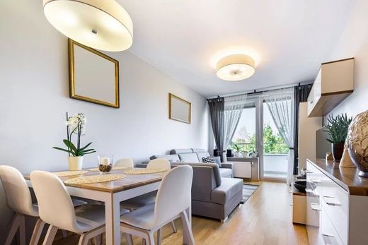 Apartment in Aubervilliers, Seine-Saint-Denis