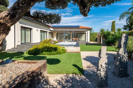 Villa in Perpignan, Pyrénées-Orientales