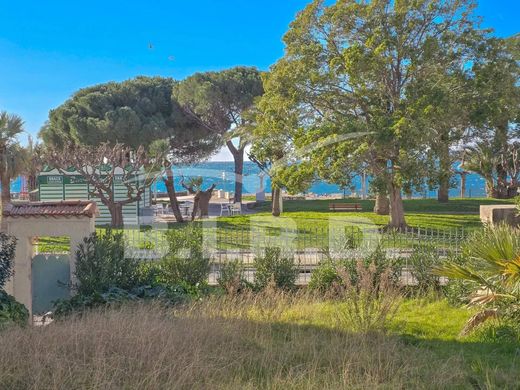 Villa in Saint-Raphaël, Var