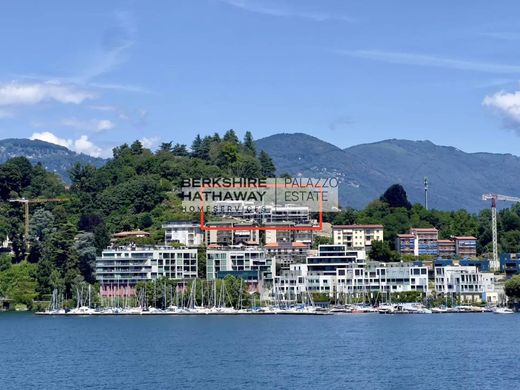 Apartment in Laveno-Mombello, Provincia di Varese