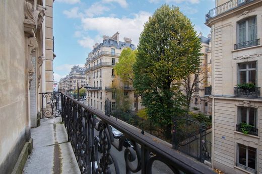 Apartment in Monceau, Courcelles, Ternes, Paris