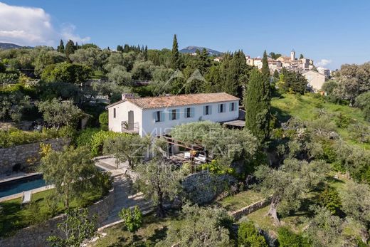 Luxury home in Châteauneuf-Grasse, Alpes-Maritimes