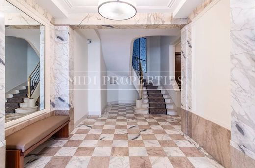 Apartment / Etagenwohnung in Champs-Elysées, Madeleine, Triangle d’or, Paris