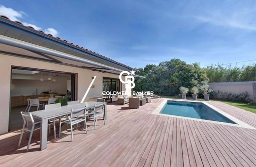 Villa en Corneilla-del-Vercol, Pirineos Orientales