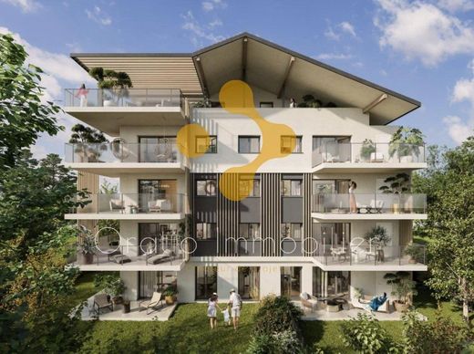 Apartment / Etagenwohnung in Archamps, Haute-Savoie