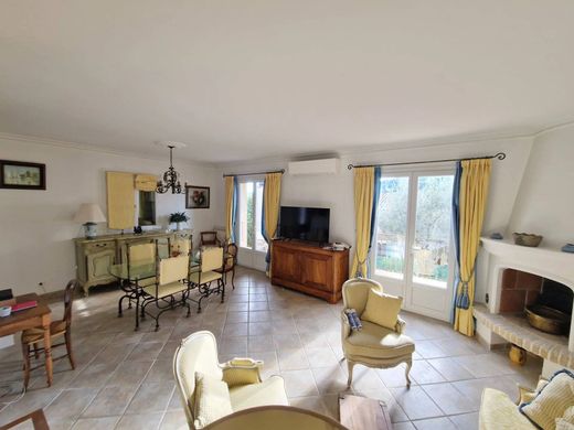 Luxury home in La Colle-sur-Loup, Alpes-Maritimes