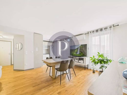 아파트 / Antony, Hauts-de-Seine