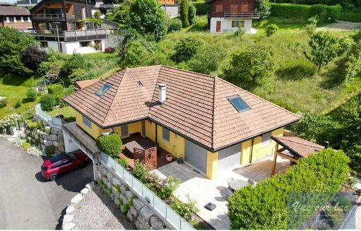 Villa in Châtillon, Broye District