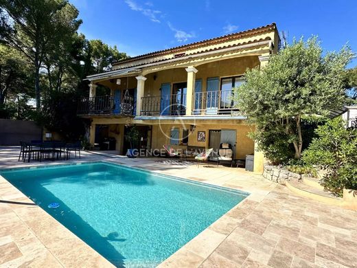 Luxe woning in La Seyne-sur-Mer, Var