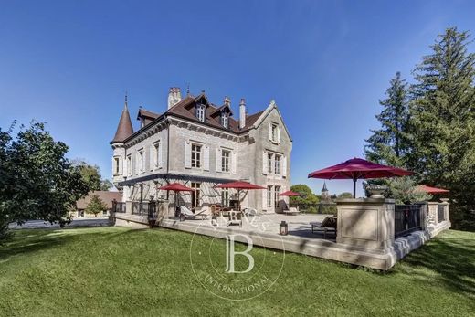 Castello a Villette-lès-Arbois, Giura