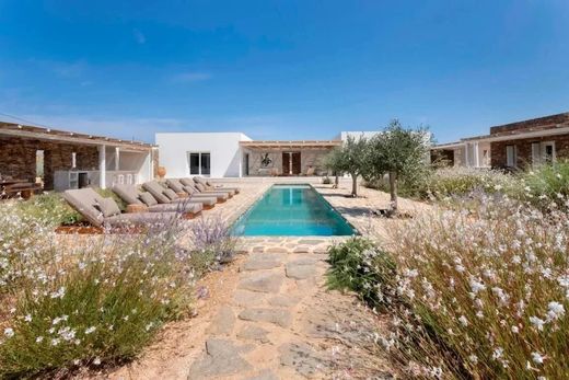 Villa Antípaxos, Nomós Kerkýras