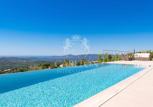 Villa in Châteauneuf-Grasse, Alpes-Maritimes